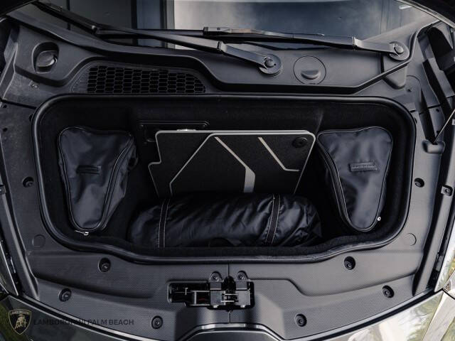 2024 Lamborghini Huracan Sterrato