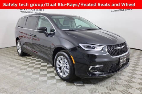 2023 Chrysler Pacifica for sale at Sam Leman Chrysler Jeep Dodge of Peoria in Peoria IL