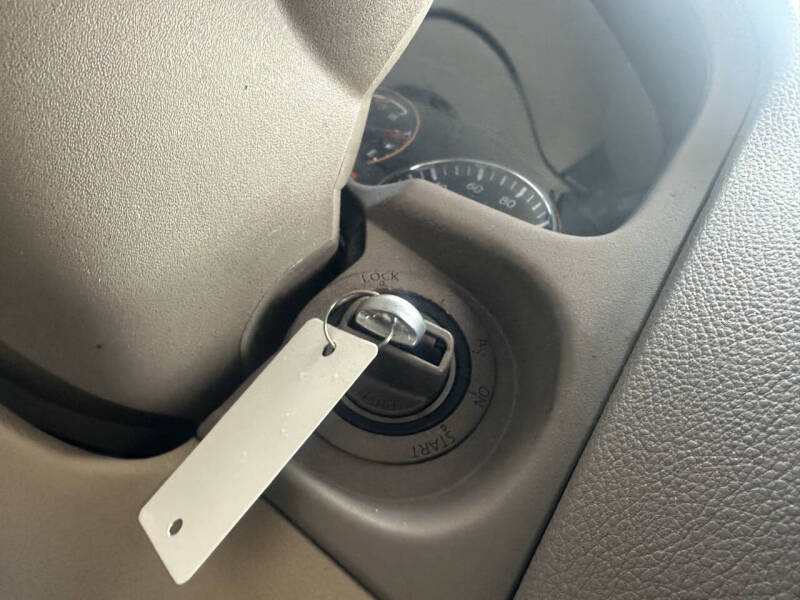 2011 Nissan Armada Platinum