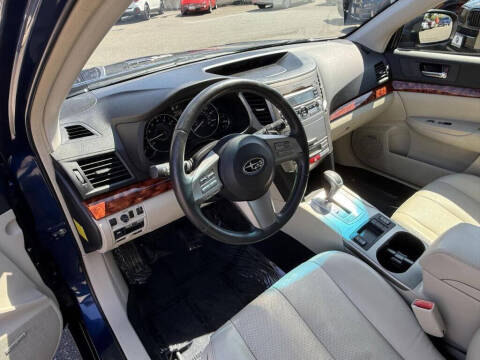 2011 Subaru Outback 2.5i Limited