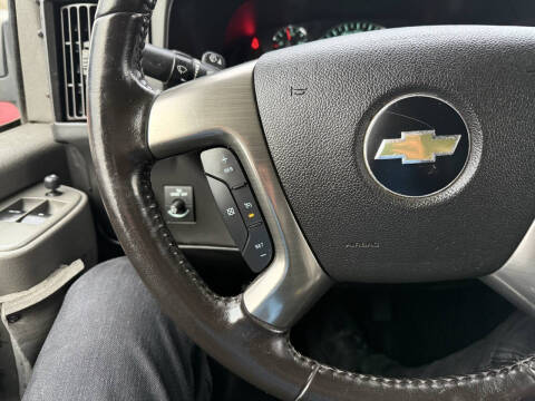 2018 Chevrolet Express 2500