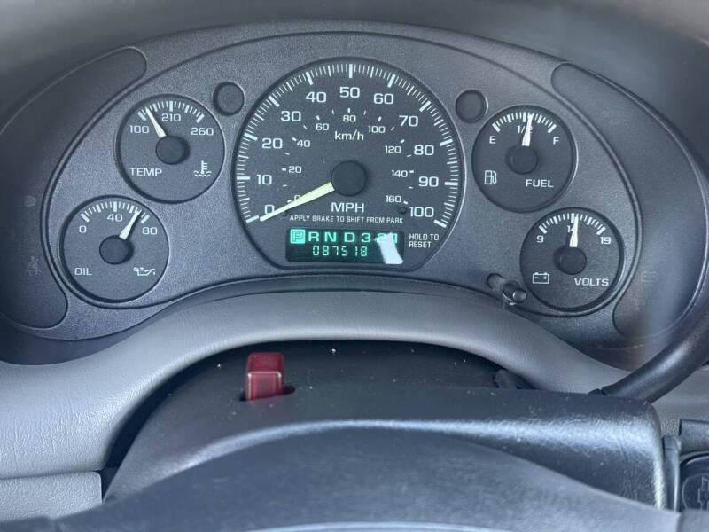 2000 Chevrolet S-10 LS