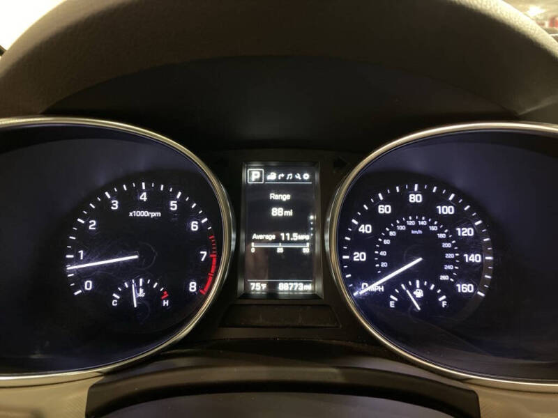 2017 Hyundai Santa Fe Limited Ultimate