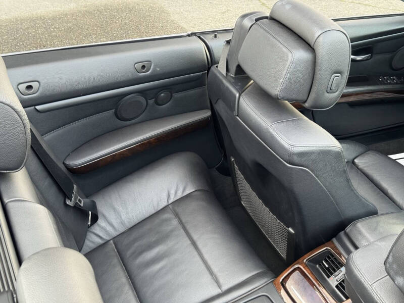 2011 BMW 3 Series 335i
