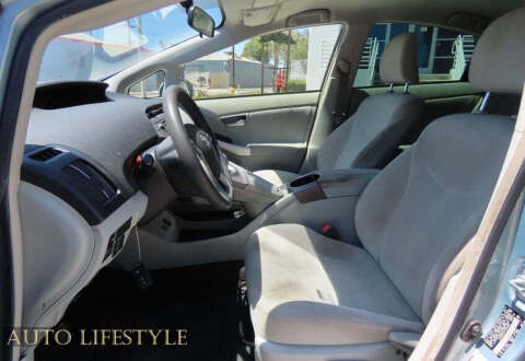 2014 Toyota Prius Two
