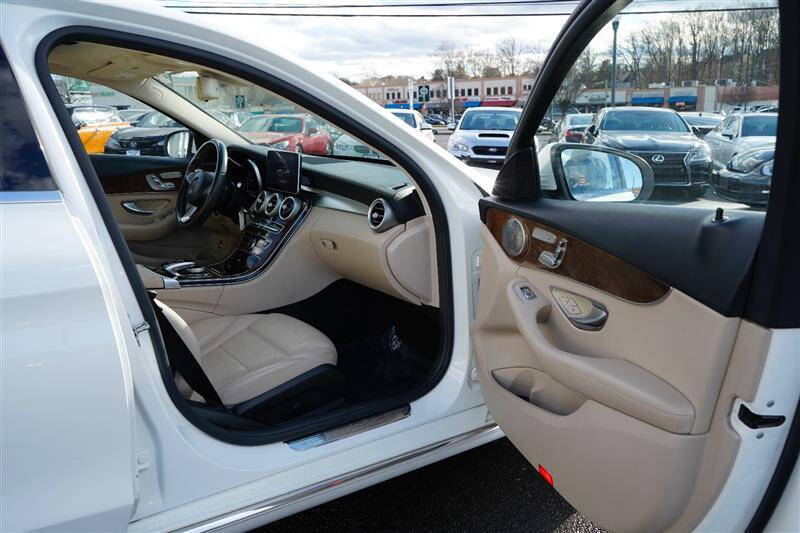 2016 Mercedes-Benz C-Class