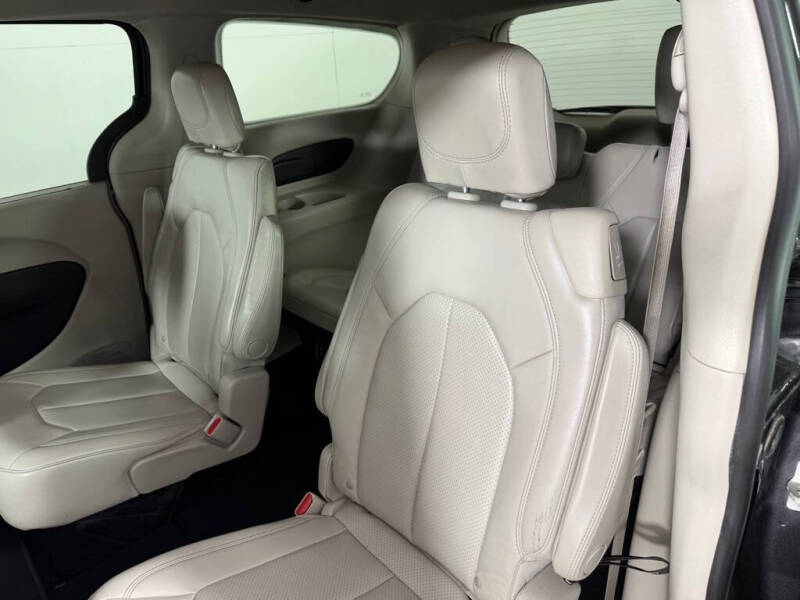2021 Chrysler Voyager LXi
