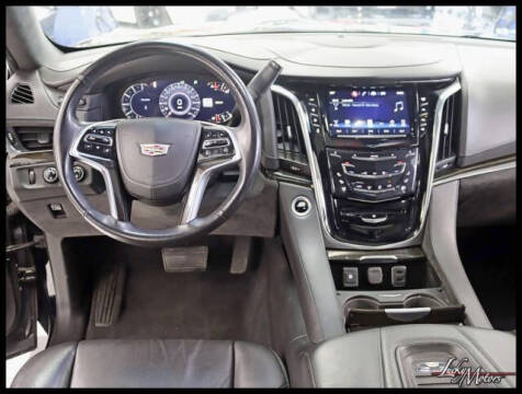 2018 Cadillac Escalade Platinum