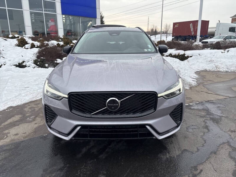 2026 Volvo XC60 B5 Plus