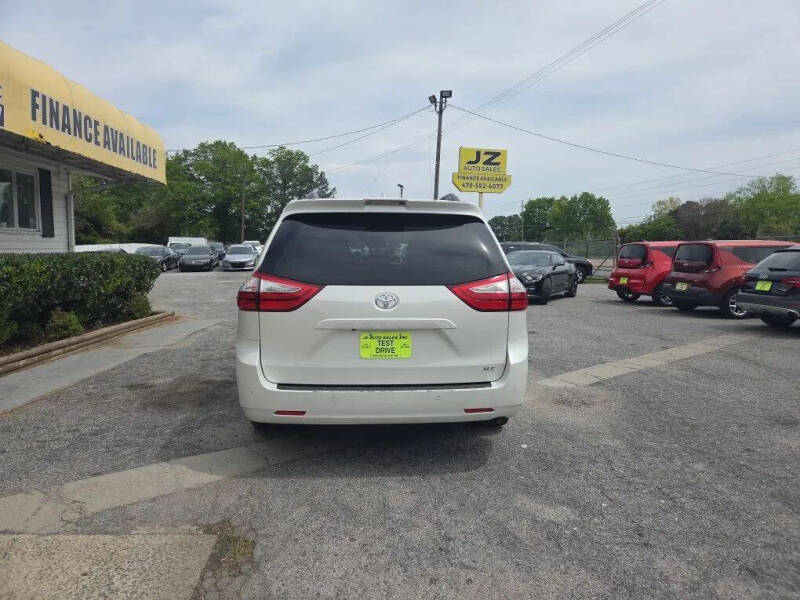 2018 Toyota Sienna
