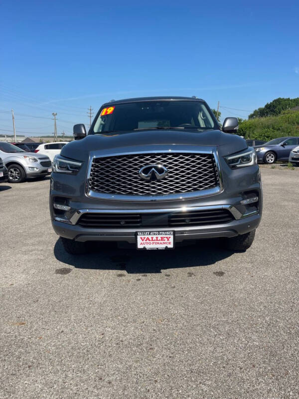 2019 Infiniti QX80 Luxe