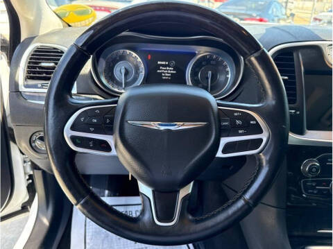 2017 Chrysler 300 C
