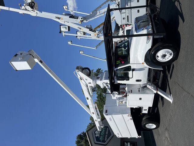 2018 International DuraStar 4300