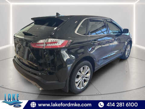 2022 Ford Edge Titanium