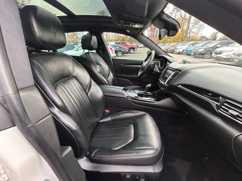 2017 Maserati Levante