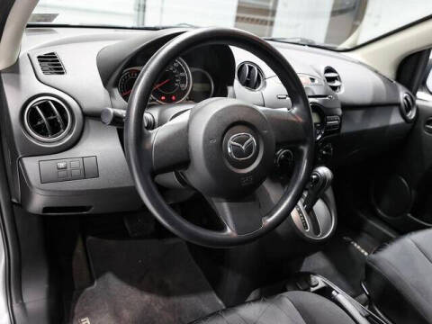 2011 Mazda MAZDA2 Touring