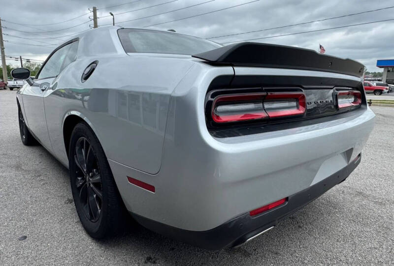 2021 Dodge Challenger SXT