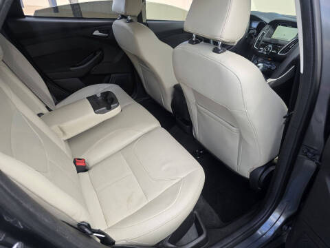 2017 Ford Focus Titanium