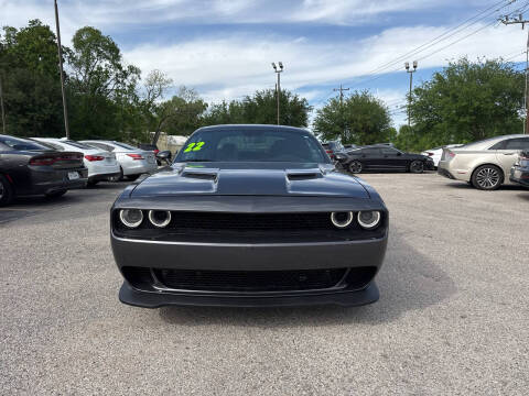 2022 Dodge Challenger SXT
