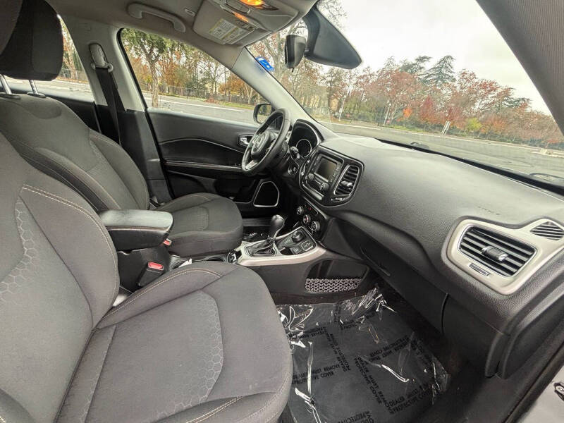 2018 Jeep Compass Sport