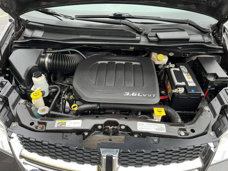 2017 Dodge Grand Caravan SE