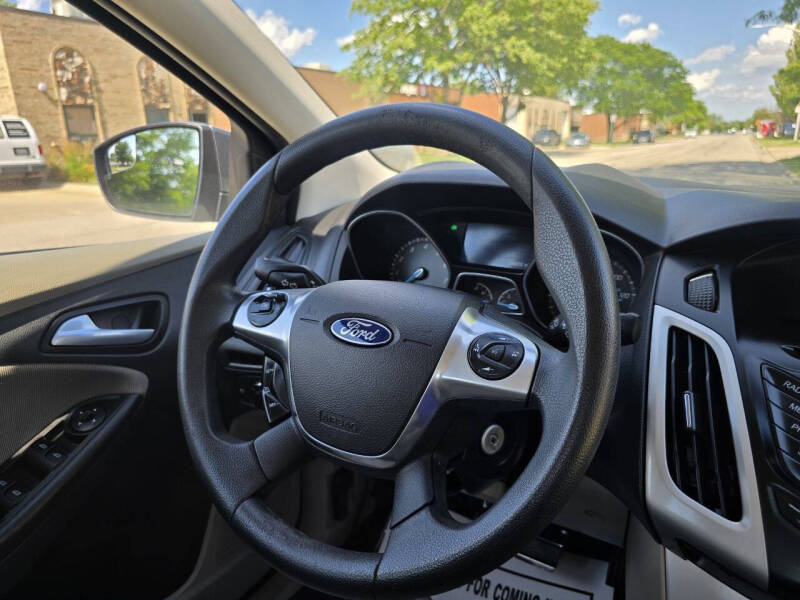 2014 Ford Focus SE