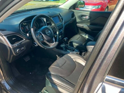 2019 Jeep Cherokee Latitude Plus