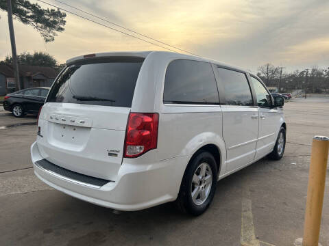 2012 Dodge Grand Caravan Crew