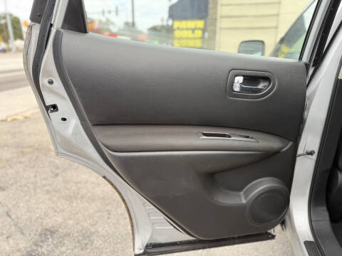 2014 Nissan Rogue Select S