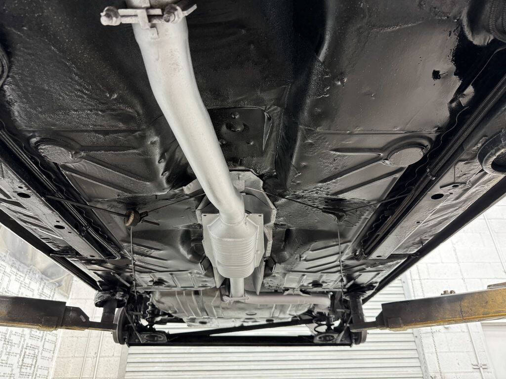 1985 Chrysler Le Baron 41