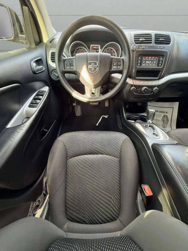 2020 Dodge Journey SE Value