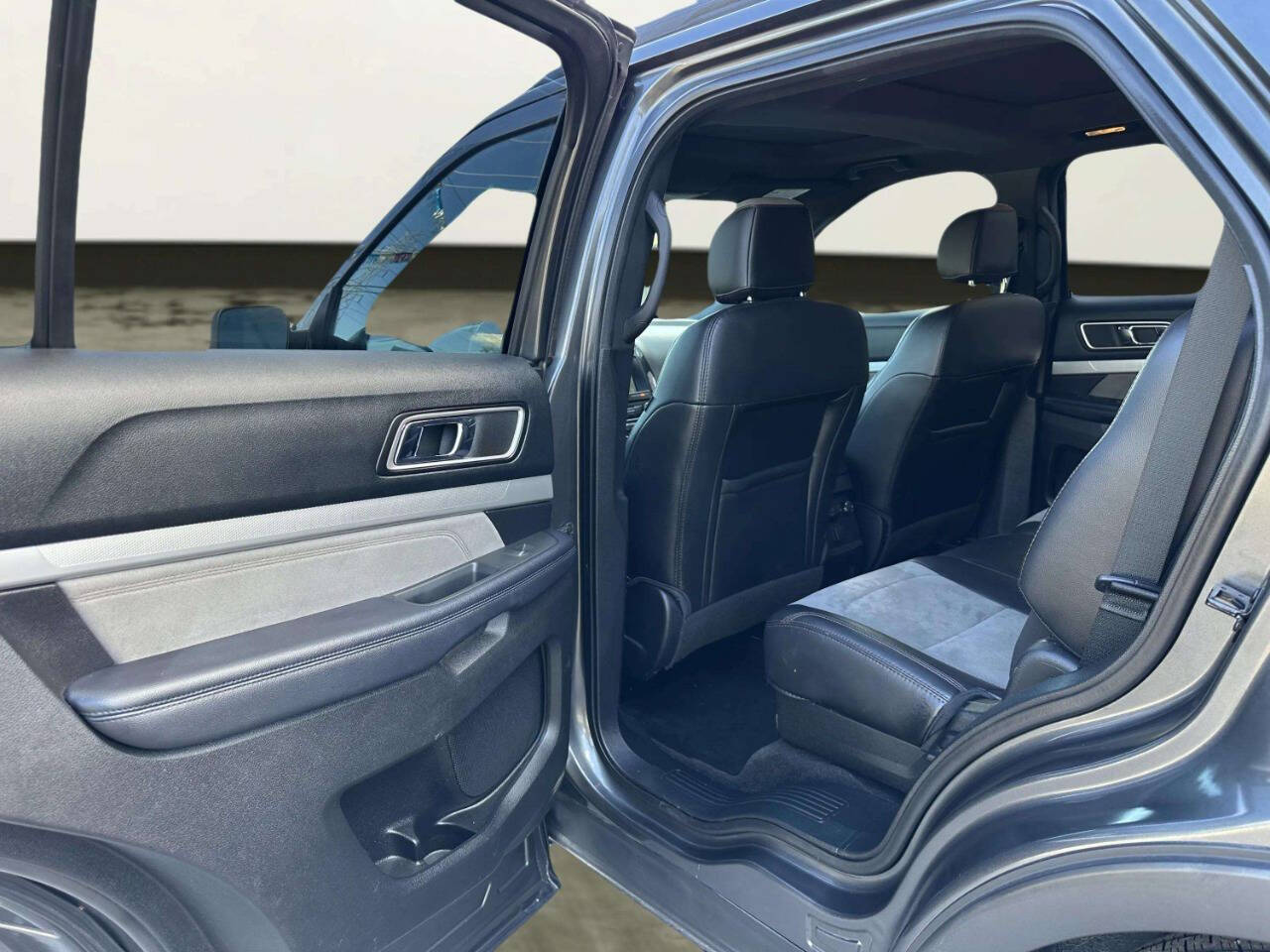 FordExplorer13