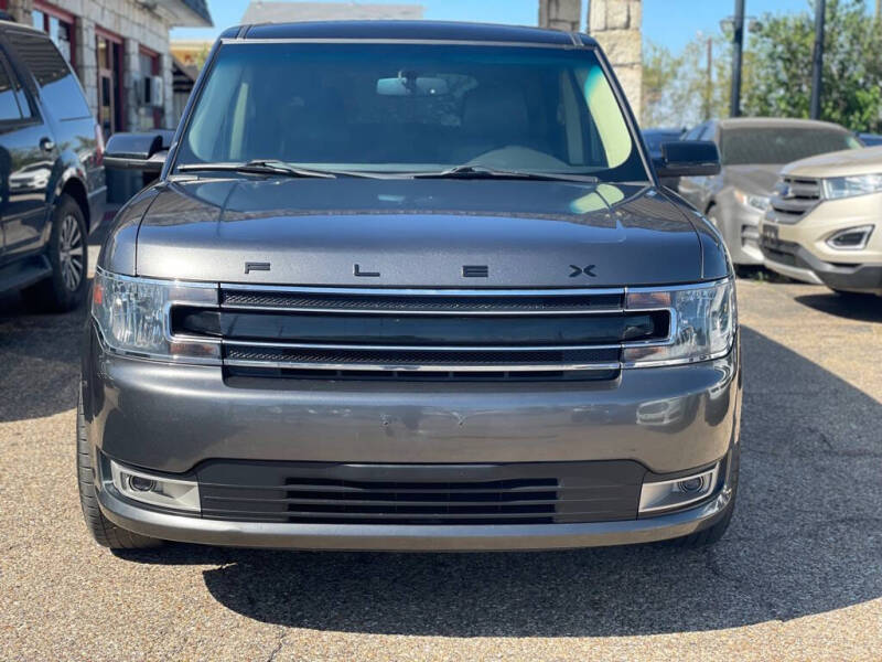 2018 Ford Flex SEL's photo