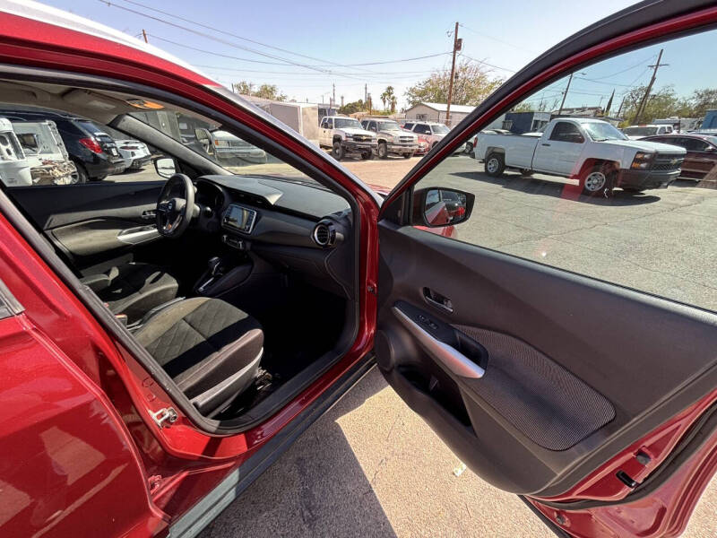 2019 Nissan Kicks SV