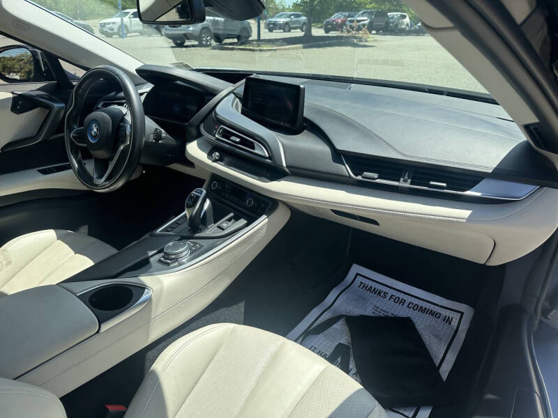 2016 BMW i8