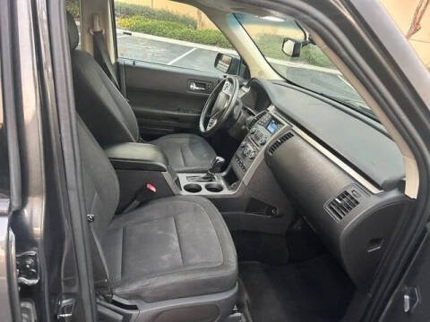 2017 Ford Flex SE