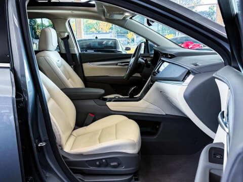 2022 Cadillac XT5 Premium Luxury