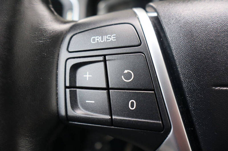 2018 Volvo V60 Cross Country T5 Premier