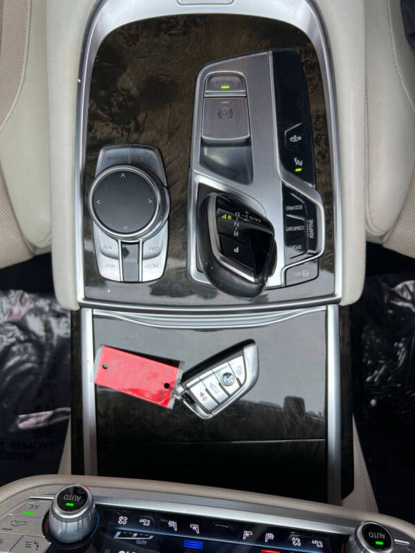 2016 BMW 7 Series 750i xDrive