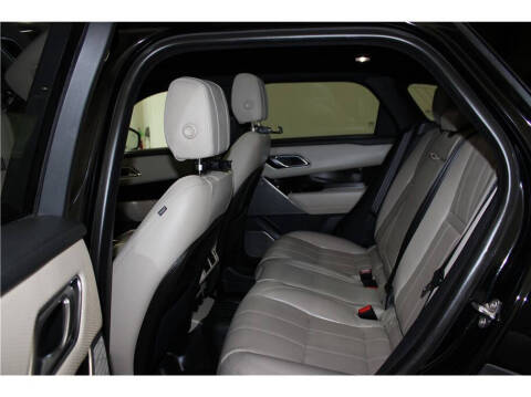 2019 Land Rover Range Rover Velar P250 R-Dynamic SE