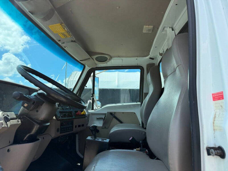 2001 Sterling LT7500 Series