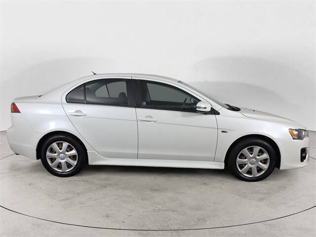 2016 Mitsubishi Lancer ES