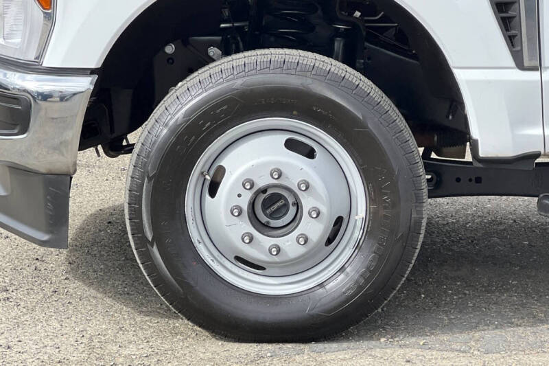 2024 Ford F-350 Super Duty XLT