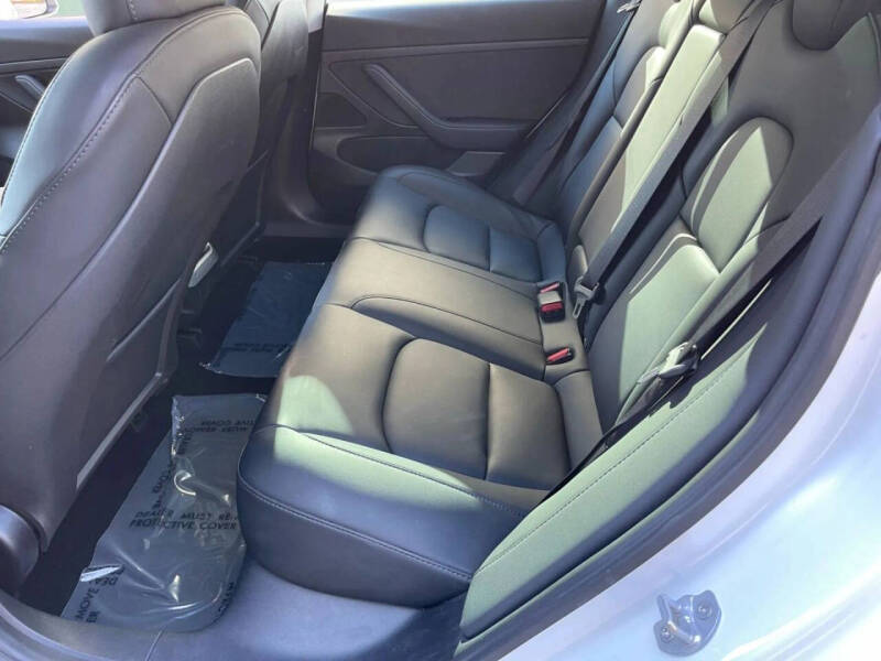 2020 Tesla Model 3 Standard Range Plus