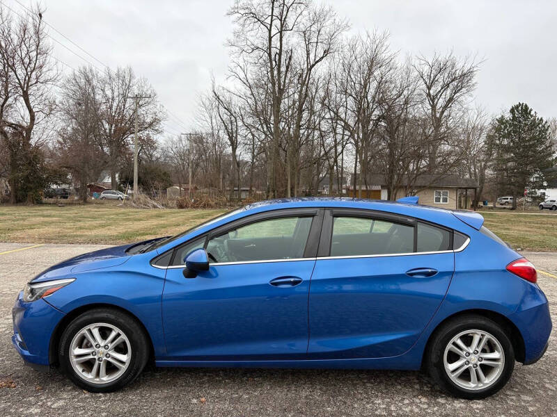 2017 Chevrolet Cruze LT Auto