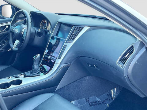 2022 Infiniti Q50 Luxe