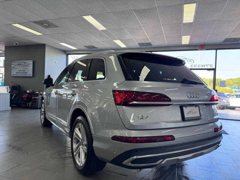 2022 Audi Q7 quattro Premium Plus 55 TFSI