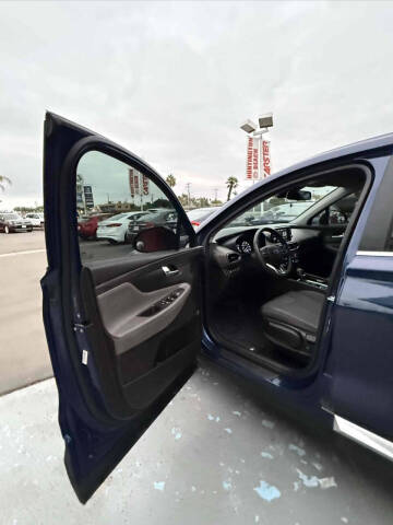 2020 Hyundai Santa Fe SE