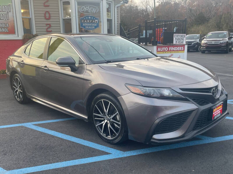 2022 Toyota Camry SE photo 10