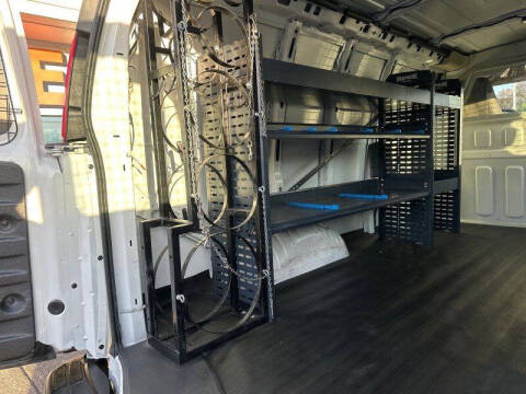 2022 Chevrolet Express 2500